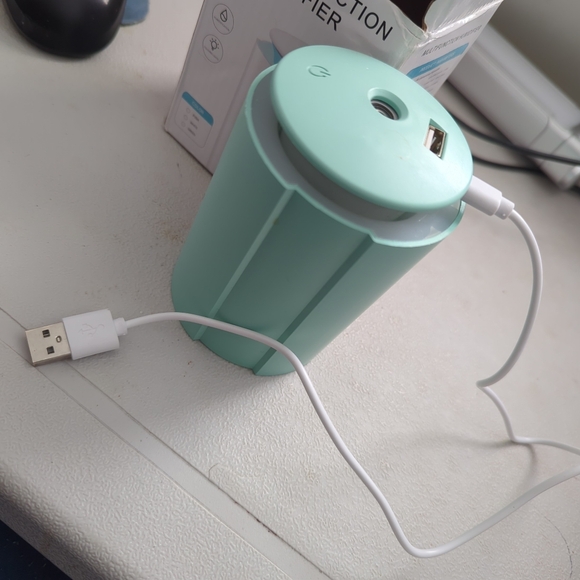 Mini Humidifier - Picture 4 of 10